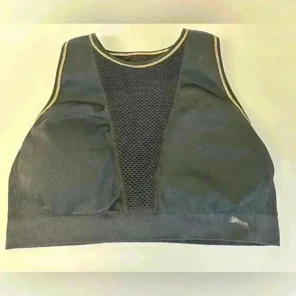 PUMA WOMEN'S MEDIUM IMPACT SPORTS BRAS WITH REMOVABLE CUPS. SIZE M - Picture 1 of 2